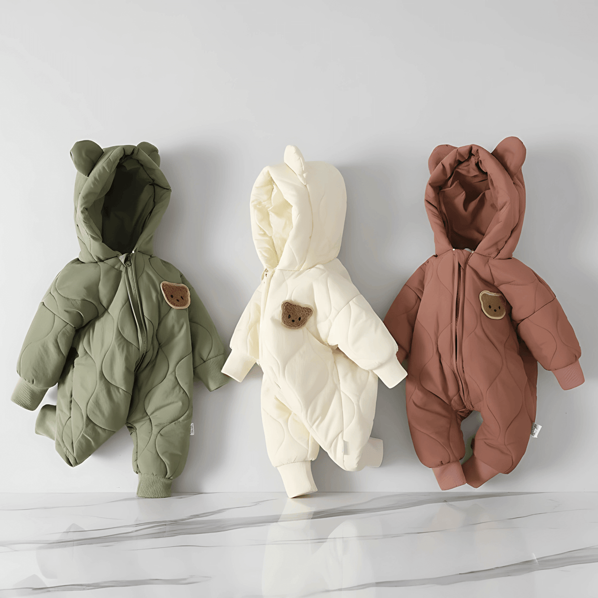CuddleWear – Varm babyjumpsuit med fleecefor og brugervenlig lynlås til efterår og vinter