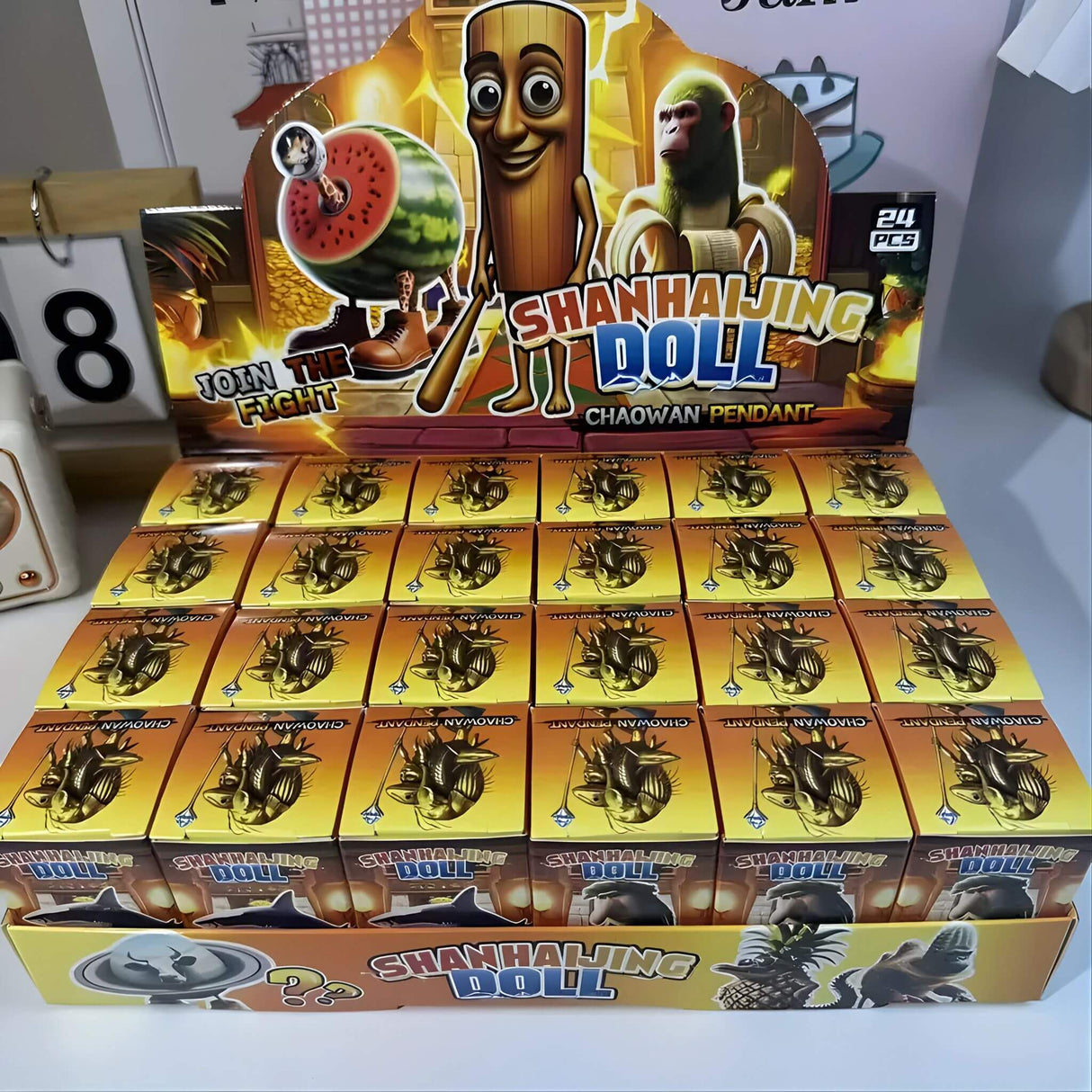 RotBox – 24 st Italienska Mindrot-karaktärer Nyckelringar & Samlarfigurer i Mystery Box