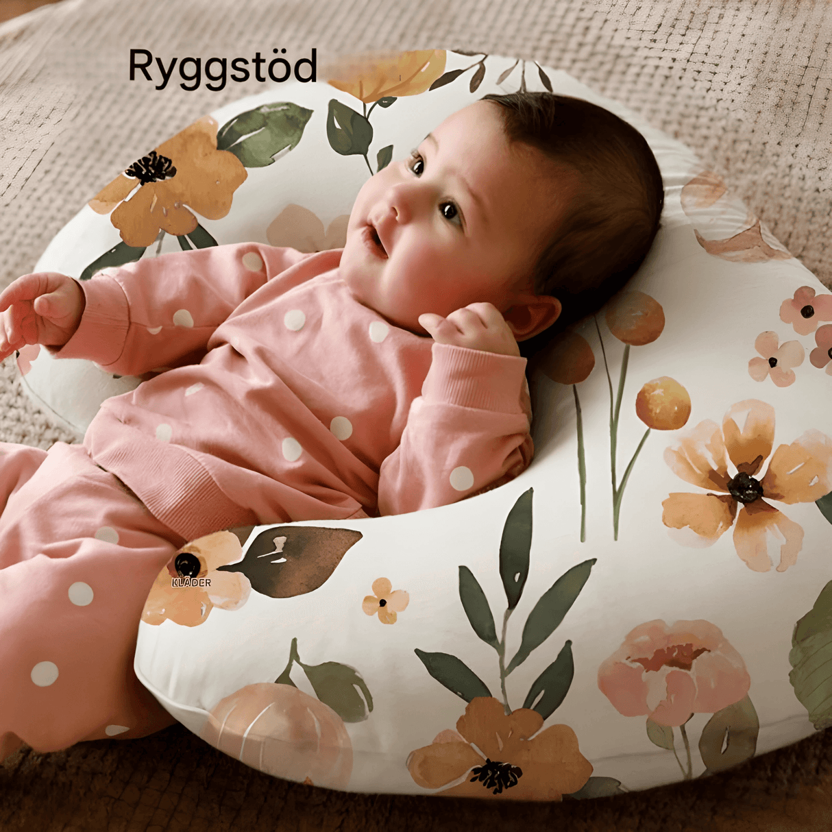 SoftCradle – Vetenskapligt Designad Multifunktionell Ammningskudde med 30° Lutning & Ergonomiskt Stöd för Barn och Mamman