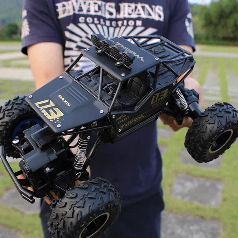 2.4GHz RC Car with All-Wheel Drive - Powerful Off-Road Drift Car with Remote Control