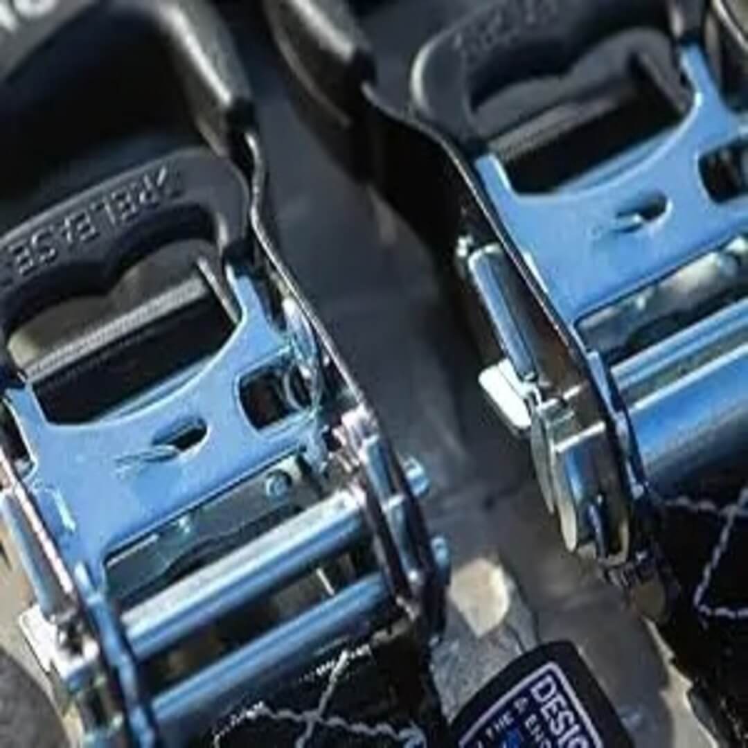 TightHold – Retractable Spännbandskit 4-pack | Självinrullande Spännband för Enkel och Stabil Lastsäkring