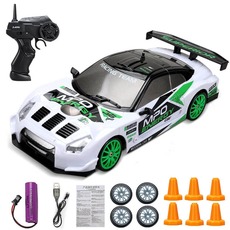 1:24 RC Drift Car with Four Wheel Drive - 15km/h High Speed and Dynamic Racing