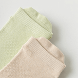 EaseMotion – Andningsbara Halkfria Yogastrumpor med Mjukt Grepp & Ventilerande Komfort