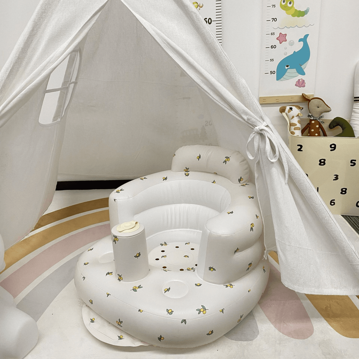 BabyNest - Inflatable Baby Chair in PVC for Feeding, Bathing & Play