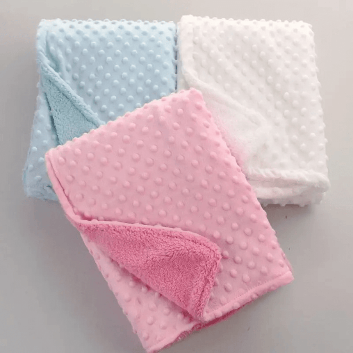HushBlanket - Soft and Warm Fleece Baby Blanket with Thermal Effect for Newborns and Toddlers