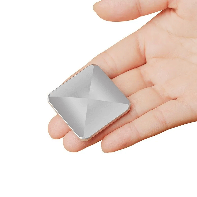 Metallkub Skrivbord Fidget – Avslappning, Fokus och Njutning