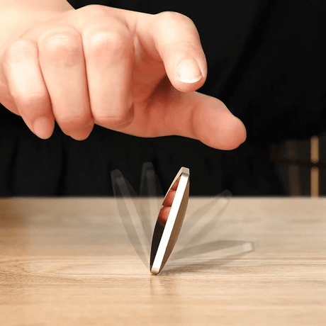 Metallkub Skrivbord Fidget – Avslappning, Fokus och Njutning