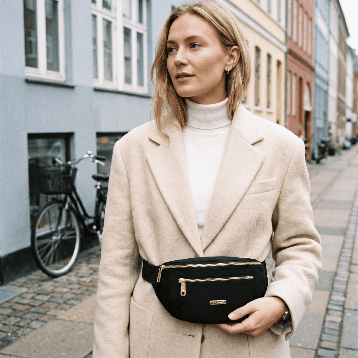 Waist Bag With Elegant Design