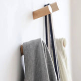 BarkHook – Väggmonterad Träkrok för Kläder, Nycklar & Accessoarer | Stilren Förvaring i Naturlig Design