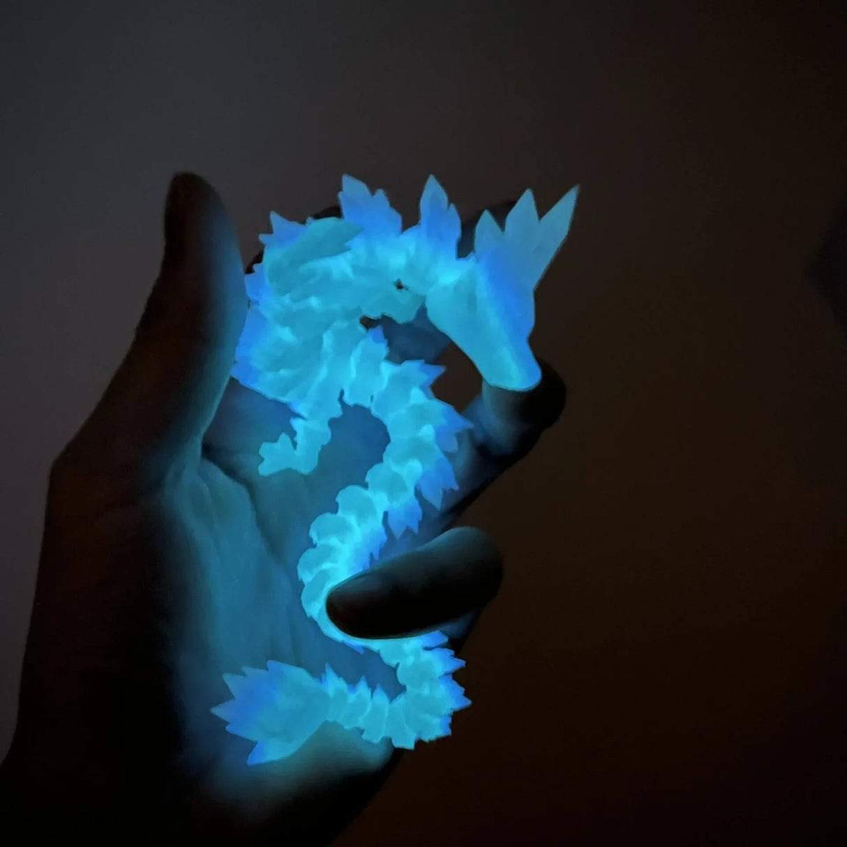DrakeMorph - Rörlig 3D-printad Drakmodell för Dekor och Fantasi