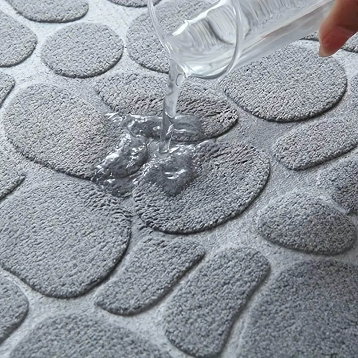VelvioMat – Stor Badrumsmatta i Memory Foam | Halkfri, Mjuk & Absorberande Matta för Hemmet