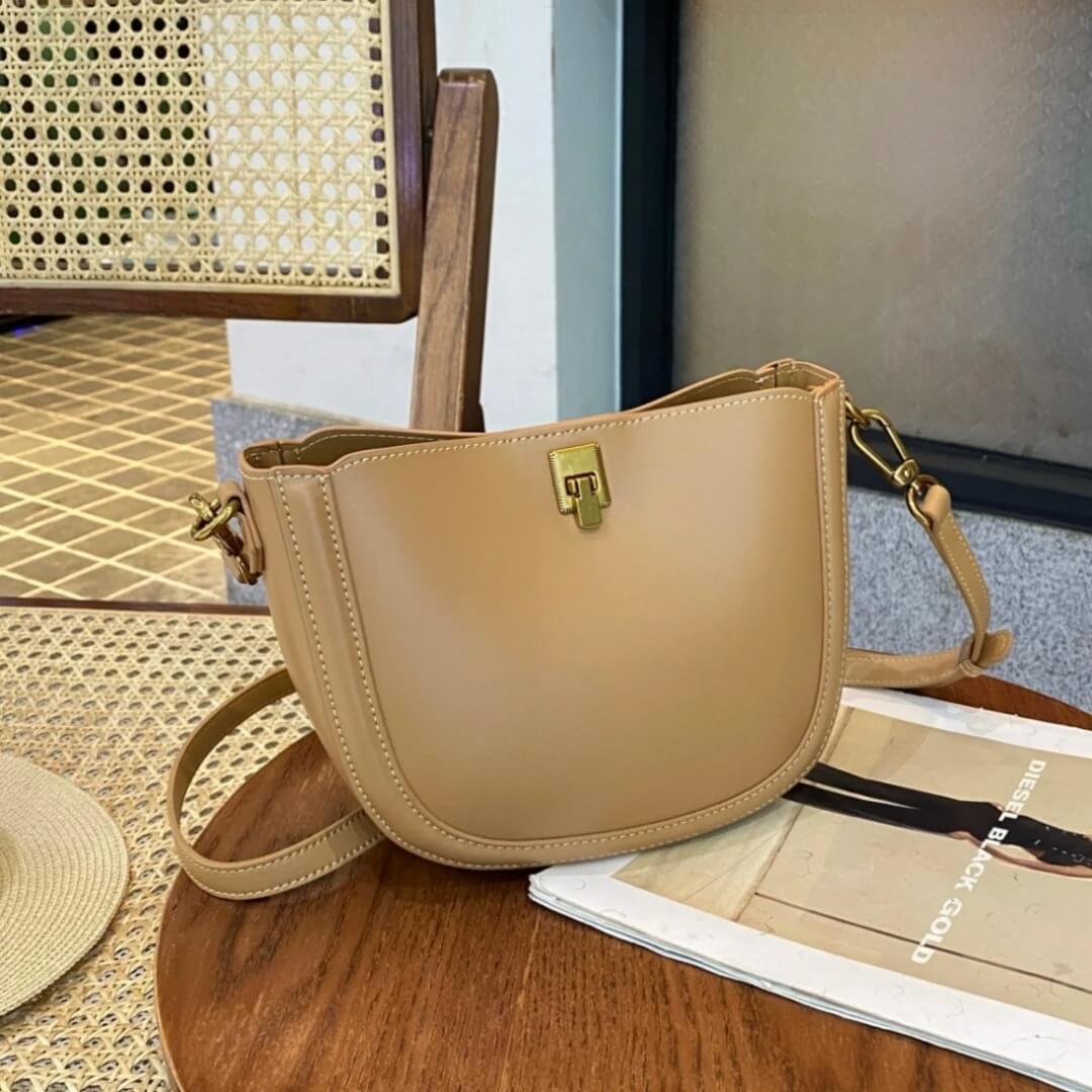 Saddlelux – Lyxig Mini Sadelväska i Äkta Läder