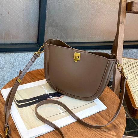 Saddlelux – Lyxig Mini Sadelväska i Äkta Läder